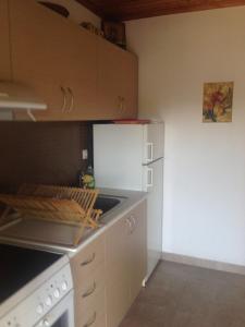 Kuchnia lub aneks kuchenny w obiekcie Villa Niki