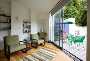 A seating area at Kaywana Hall