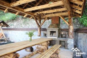 Patio nebo venkovní prostory v ubytování Karpatska Oselia
