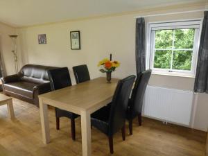 Ruang duduk di Vakantieverblijf Springendalsebeek