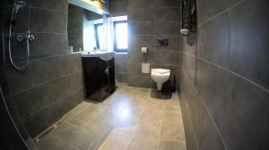 Kúpeľňa v ubytovaní Apartamenty Karkonoskie