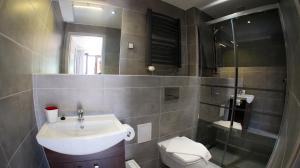 Kúpeľňa v ubytovaní Apartamenty Karkonoskie