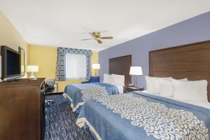 Letto o letti in una camera di Days Inn by Wyndham Moab