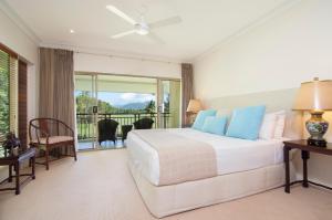 Letto o letti in una camera di Paradise Links Resort Port Douglas