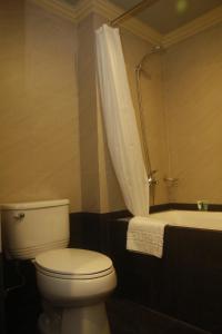 Vannituba majutusasutuses Herald Suites Polaris