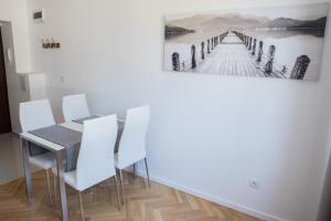 Część wypoczynkowa w obiekcie Apartment Nearto Old Town Na Ustroniu street