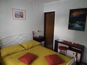 Guest House Raukar客房内的一张或多张床位