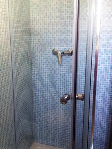 A bathroom at Hotel Rodian