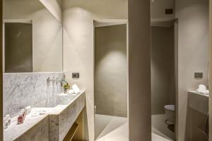 Kúpeľňa v ubytovaní G55 Design Hotel