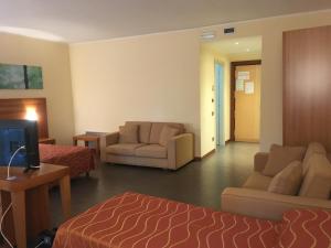 Posezení v ubytování Hotel Langhe & Monferrato
