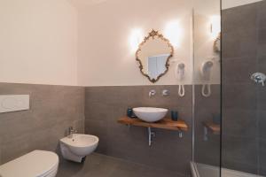 Koupelna v ubytování Guest Roma House + 22 fotografií