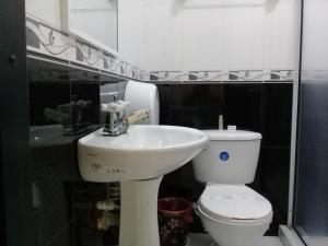 Koupelna v ubytování Hotel Dainner