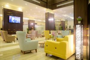 Salon ili bar u objektu Gardenia Furnished Units