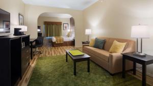Istumisnurk majutusasutuses Best Western Plus Des Moines West Inn & Suites