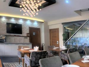 אזור ישיבה ב-Izmıt Saray Hotel