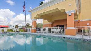 Foto dalla galleria di Best Western Plus Sanford Airport/Lake Mary Hotel a Sanford