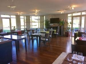 Gallery image of H&ocirc;tel Restaurant Evan in Lempdes sur Allagnon