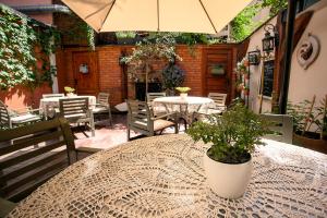 Patio alebo iná vonkajšia časť ubytovania Aparthotel Oberża