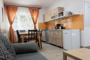 Kuchyň nebo kuchyňský kout v ubytování Haus Bierherr