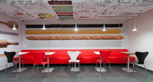 Istumisnurk majutusasutuses ibis Cascavel