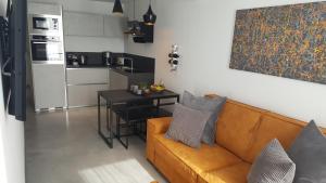 Kuchyňa alebo kuchynka v ubytovaní Apartman VIP, with Free Garage Parking