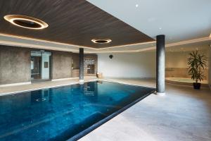 The swimming pool at or close to Residence La Selva