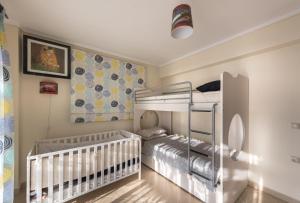 Postel nebo postele na pokoji v ubytování Elani Villa Dieci by Luxlikehome + 37 fotografií