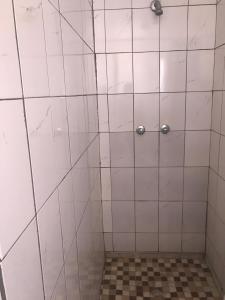 Essence of Africa Guesthouse tesisinde bir banyo