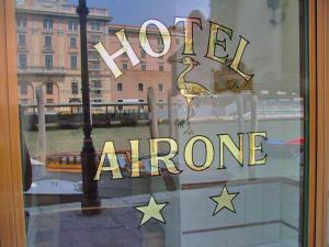 Zdjęcie z galerii obiektu Hotel Airone w Wenecji