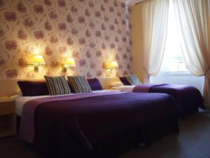 Postel nebo postele na pokoji v ubytování Thistle Hotel