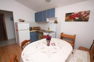 Kuchyň nebo kuchyňský kout v ubytování Apartments Plavica