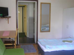 Postel nebo postele na pokoji v ubytování Fredrika Hotell Jakt&Fiskecamp