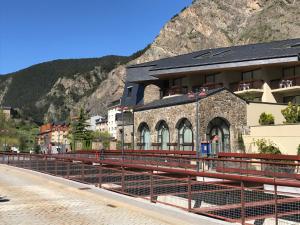 Imagen de la galería de P&C Areny, en Canillo