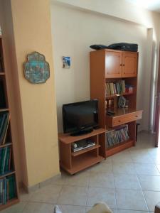 Knihovna v apartmánu