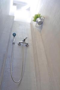 Ένα μπάνιο στο Athens Connection Apartments +58 φωτογραφίες