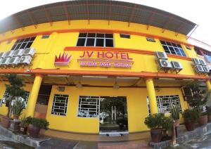 Budova, kde se hotel nachází + 28 fotografií