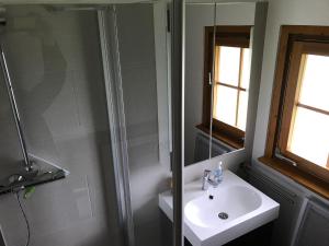Koupelna v ubytování Ferienhaus Sauerland + 14 fotografií
