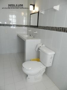 O baie la Hotel D'Lina Princess Suites