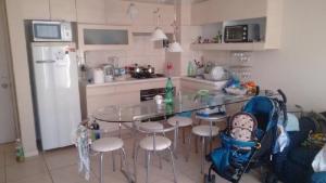 Kuchyň nebo kuchyňský kout v ubytování Departamento Laguna Vista Algarrobo