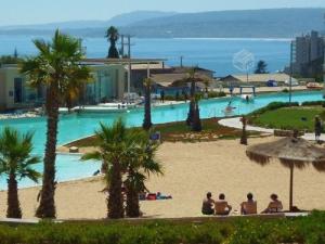 Bazén v ubytování Departamento Laguna Vista Algarrobo nebo v jeho okolí