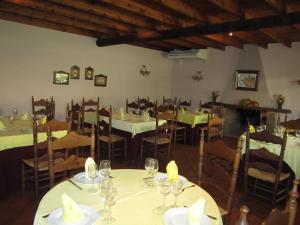Restaurace v ubytování Posada el Camino Almonaster