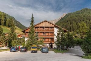 Gallery image of Hotel Casa Alpina - Alpin Haus in Selva di Val Gardena