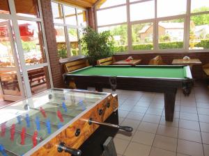 Biliár nebo kulečník v ubytování Motel Łasuch
