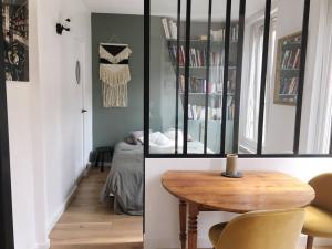 Galeriebild der Unterkunft Appartement type loft in Paris