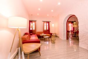Posedenie v ubytovaní Acqua Vatos Paros Hotel