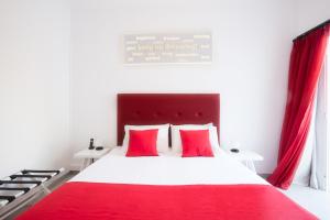 Posteľ alebo postele v izbe v ubytovaní Acqua Vatos Paros Hotel