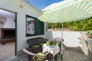 Patio nebo venkovní prostory v ubytování Apartment Lorenzo
