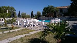 The swimming pool at or close to Agriturismo Vemi