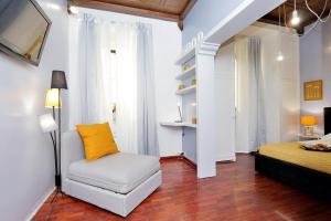 A television and/or entertainment centre at Laterano 238 Apartment