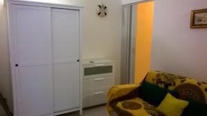 A seating area at Le Querce Santa Cesarea Terme